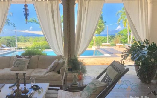 Wunderschöne Villa mit Panoramablick auf den Ozean, in der Nähe von Sosua