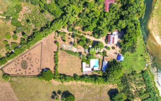 Turn Your Dream into Reality: A Unique Investment Opportunity in Paradise