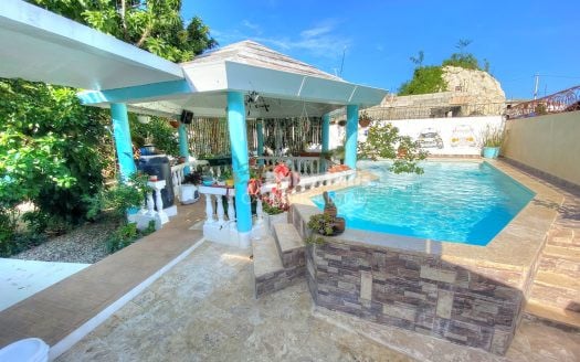 Charming 4-Bedroom Home near Sosúa Beach with Solar Efficiency