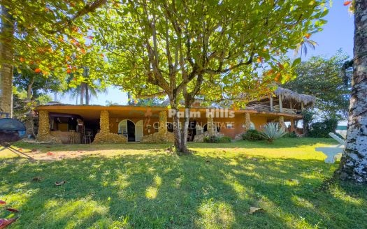 Beachfront House in Samana Bay