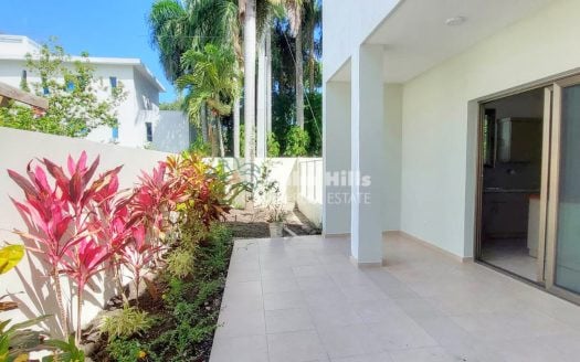 Maison de ville toute neuve et magnifiquement située à Cabarete. Centre et plage à distance de marche