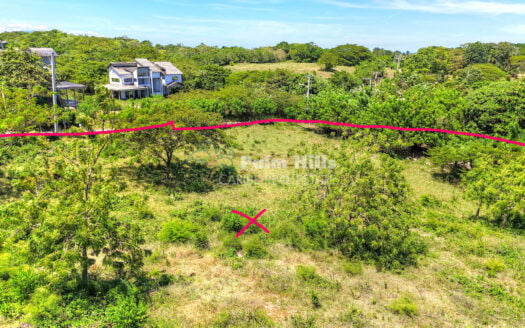 Expansive Lot of 9715m2 with Sea- and Mountain Views in the Hills of Sosúa
