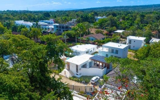 Brand New Luxury 3 Bedroom Villa in a Beach Community