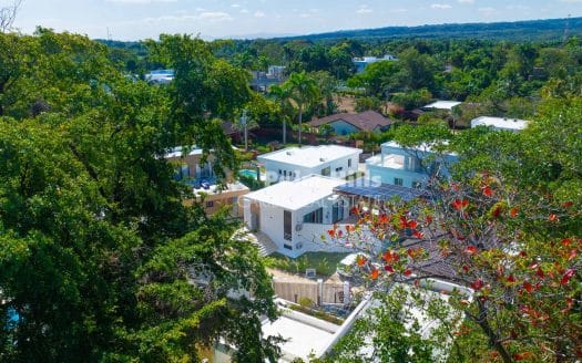 Brand New Luxury 3 Bedroom Villa in a Beach Community