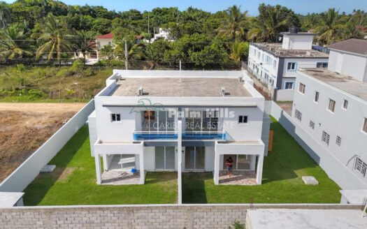 Moderne Doppelhaushälfte in Cabarete Ost - nur 500 Meter vom Strand entfernt