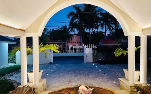 Эксклюзивная вилла в нескольких шагах от пляжа