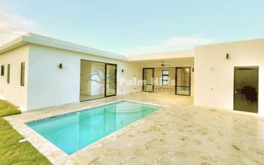 Brand-new and Luxury 3-Bedroom Villa, Close to the Beach in Sosúa