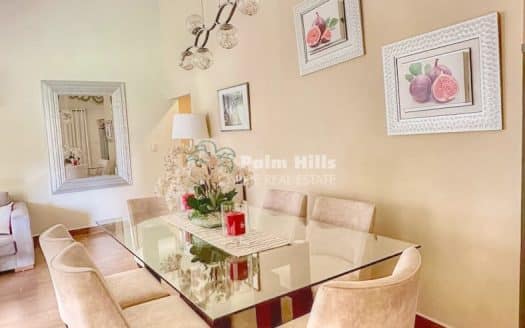 Beautiful 4-Bedroom Villa with an Expansive Lot Near the Beach