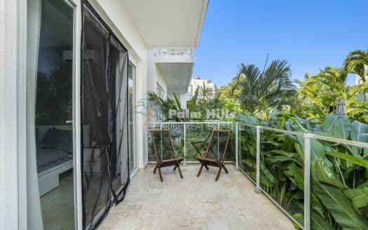 Modern 2-Bedroom Apartment  – Close to the Beach with Ocean Views