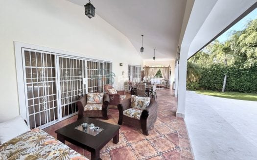 Charming 3-Bedroom Country Style Villa in a Private Gated Community