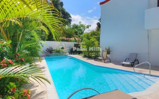 Stilvolle 3-Schlafzimmer-Eigentumswohnung im Zentrum von Cabarete - komplett renoviert und bezugsfertig