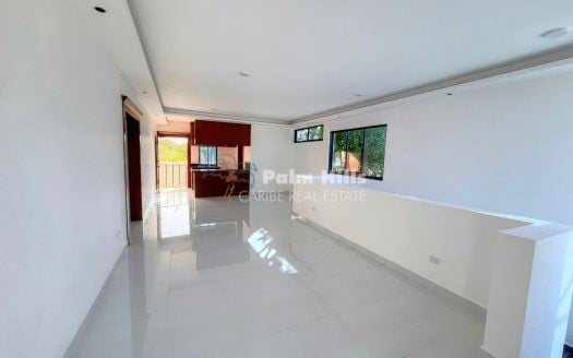 Three-Bedroom Villa with Pool in a Quiet Surrounding