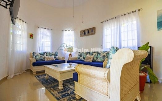 Просторная усадьба на склоне холма в Сосуа - идеальное место для семьи или дохода от Airbnb*.