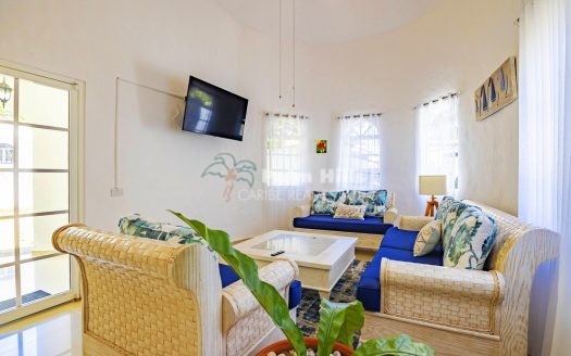 Просторная усадьба на склоне холма в Сосуа - идеальное место для семьи или дохода от Airbnb*.