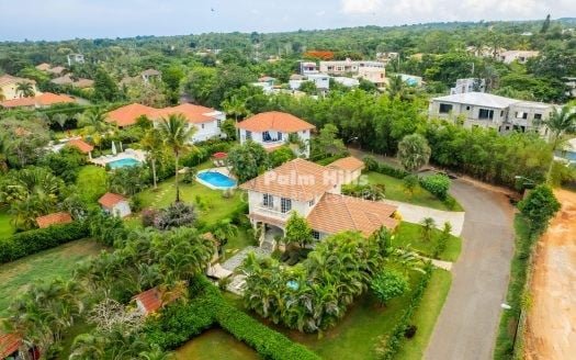 Elegant 3-Bedroom Villa