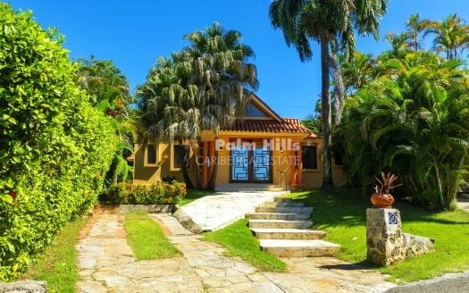 Encantadora Villa en la Exclusiva Comunidad Cerrada de Sosúa - Su Sueño Caribeño Le Espera*.