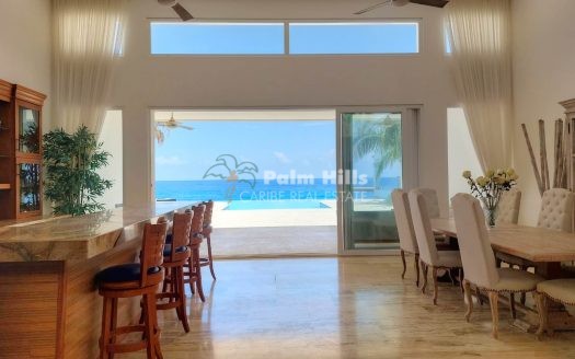 Breathtaking Luxury Beach Front Villa