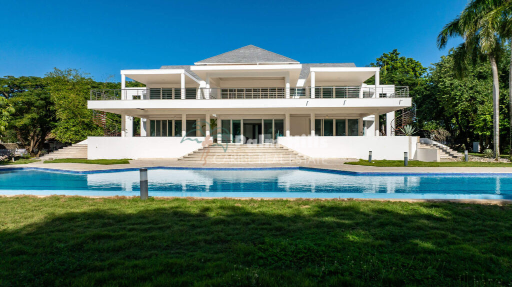 Curated visual reference: Visual Reference: Ultra Luxury Caribbean Oceanfront Estate With Private Beach Access