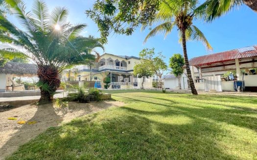 Eco-Friendly 6-Bedroom Home with Saltwater Pool and Dual Living Spaces
