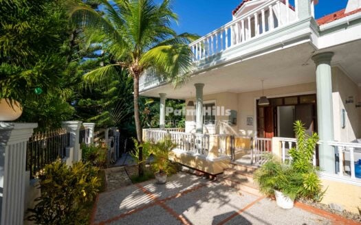 2 Bedroom Apartment For Rent in Perla Marina