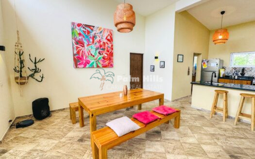 Tropical 3-Bedroom Home Steps from the Beach*