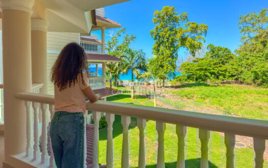 Brand new 3 bedroom Apartment with Ocean view