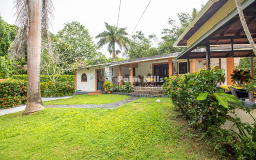 Tranquil Multi-Unit Villa Retreat in the Hills of Sosúa — Ideal for Living & Rental Income