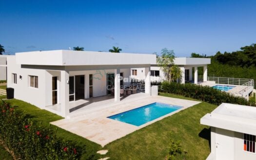 3 Bedroom Villa for Sale with private pool in Sosua