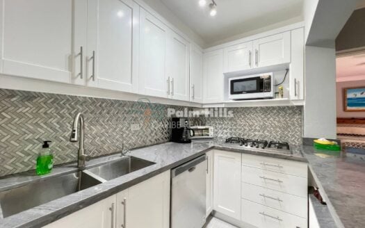 Centrally Located 2-Bedroom Apartment Just Steps from the Beach in Cabarete*