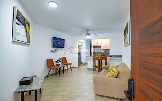 Apartamento recién renovado: cerca de todo y a solo unos minutos de la playa