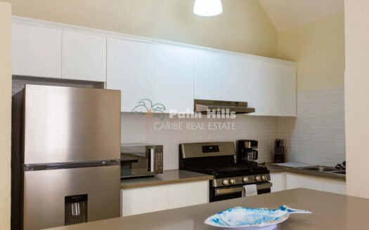 Charming 3-Bedroom Tropical Villa with Lush garden – Minutes from the Beach