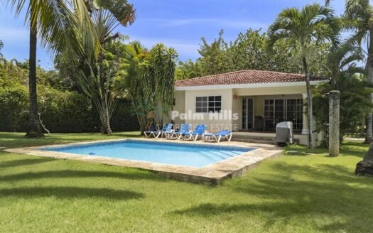 2BR Villa with Private Pool & Amenities