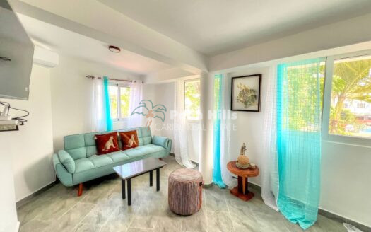 Ático con jacuzzi privado y terraza en la azotea – A pocos minutos de la playa