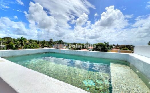 Ático con jacuzzi privado y terraza en la azotea – A pocos minutos de la playa