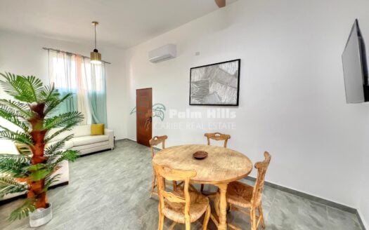 Amplio apartamento con gran balcón: ubicación céntrica y cerca de la playa