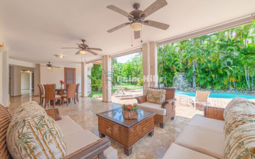 Villa Buena Vista – Ocean View Living with Tropical Charm