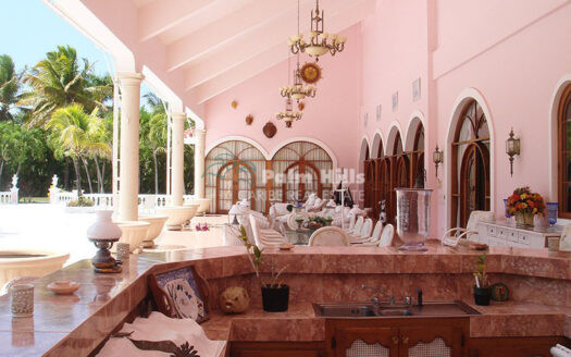 Villa Sans Souci: gran finca caribeña con amplios espacios al aire libre