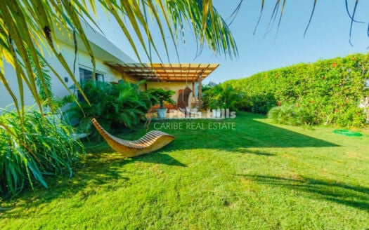 Move-In Ready 3-Bedroom Home with Jacuzzi and Community Pool