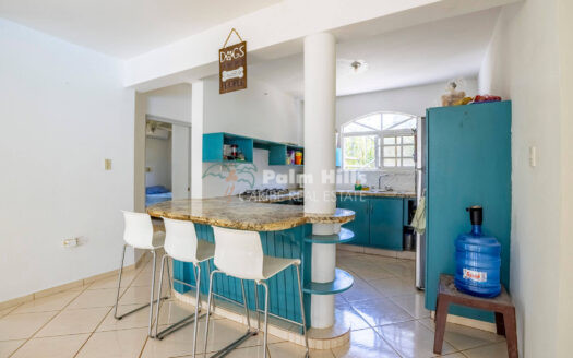 Tropical 3-Bedroom Villa with Guest Casita, Private Pool & Spacious Garden