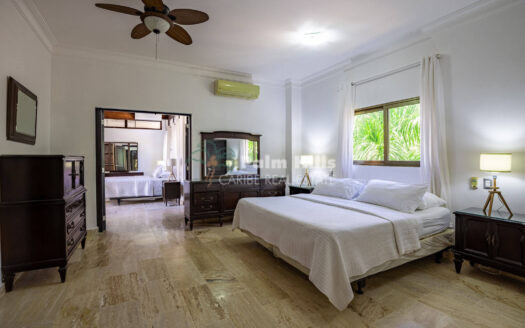 Luxury Oceanview 3-Bedroom Penthouse with Private Jacuzzi