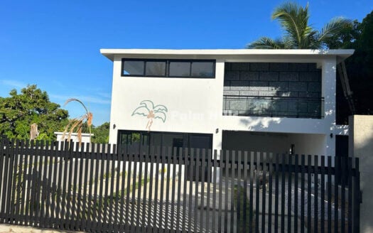 Recently Built Duplex with Pool Near Encuentro Beach