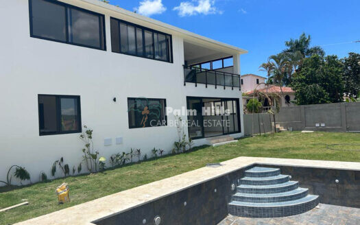 Recently Built Duplex with Pool Near Encuentro Beach