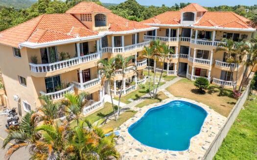 Apartment Complex with 14 Rental Units in Cabarete