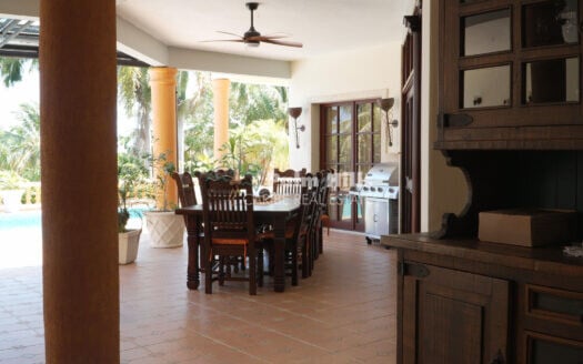 Luxury 5-Bedroom Ocean View Villa with Private Pool*