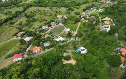Construire, aménager ou investir dans un vaste terrain à flanc de colline à Sosúa