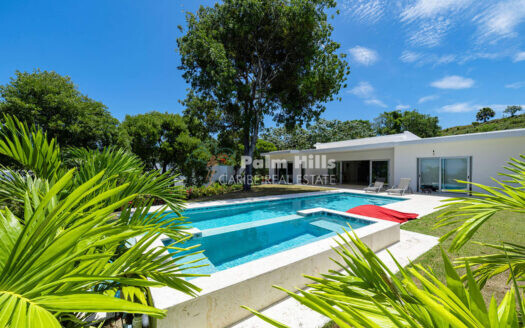 Villa de 3 chambres avec piscine privée et grand jardin tropical